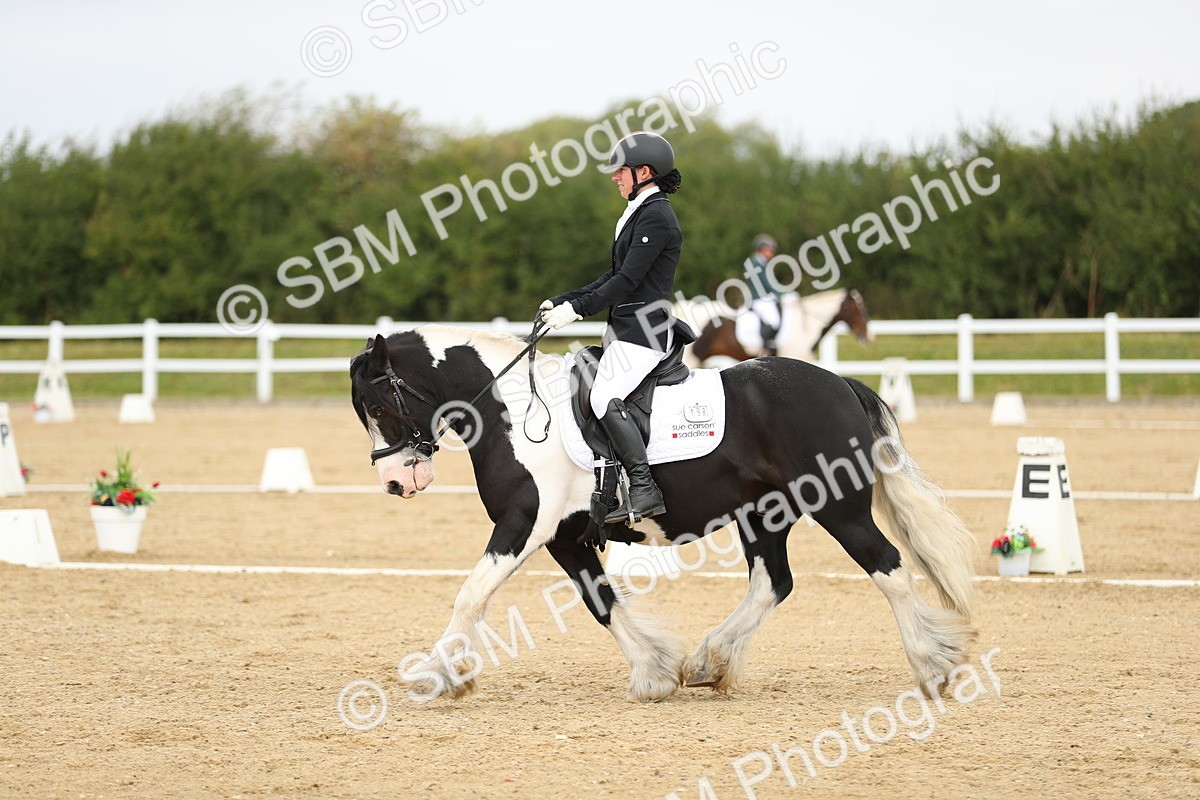 SBM_016445 - Class 13 - Novice 23 - 11.25-12.35