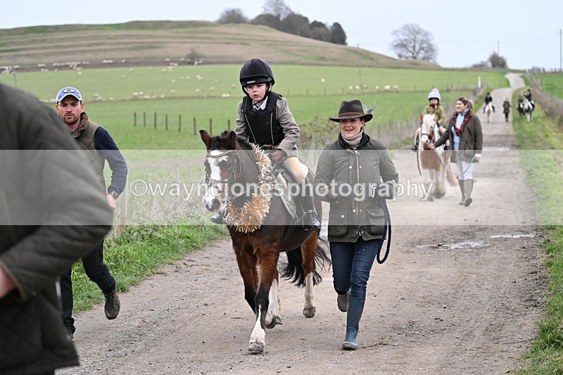 WJ7_1396 - Walk Home