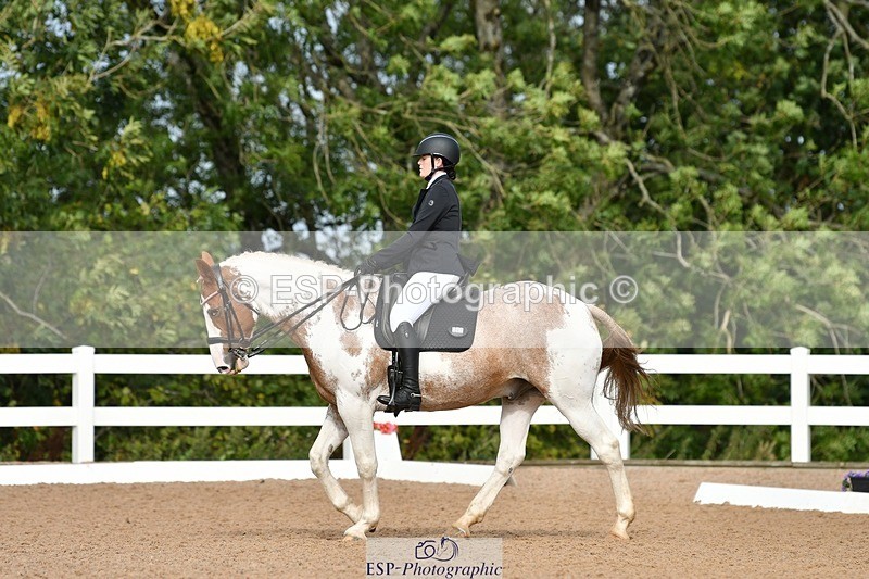 250906-095938-00533 - 090-Isabel.LawsonIn.the.pink