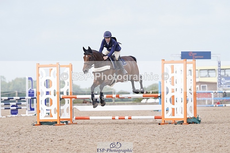 240831A-121558-01472 - 123-Fiona.Jones-ABBY.VD.BERGHOEVE.Z