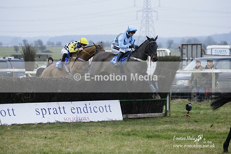 PtP 230122 697 - Cocklebarrow Races - Heythrop Hunt - 23/01/22