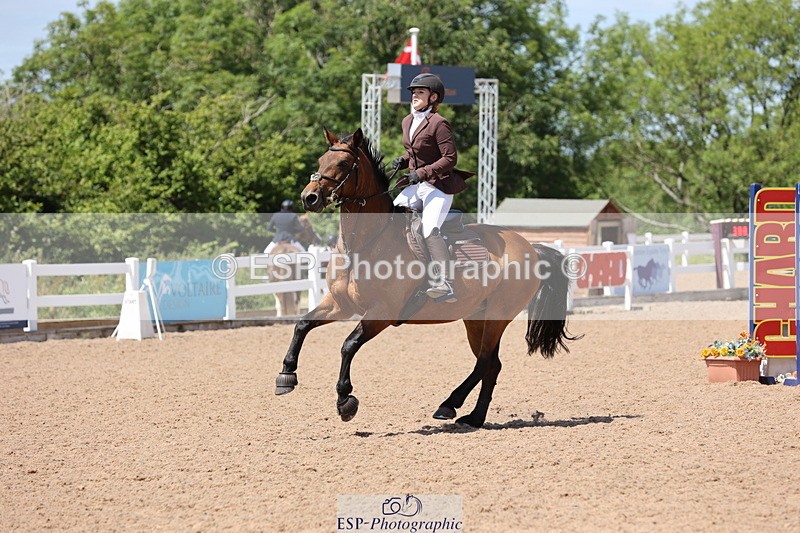 240629A-141533-06761 - Cls 19 Foxhunter and 1.10m Open
