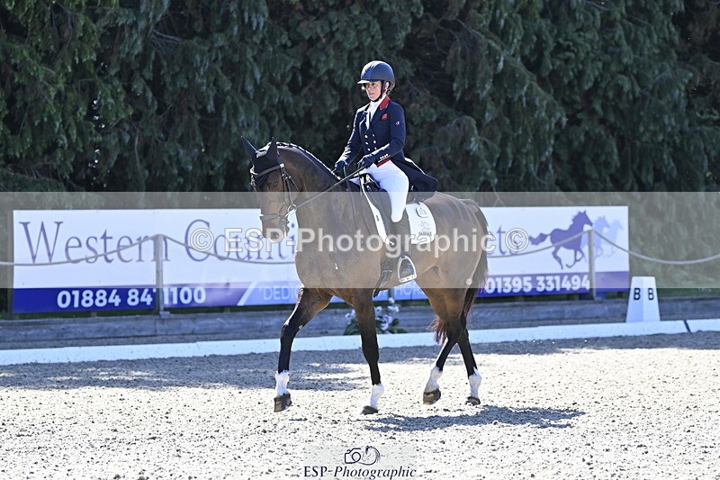 250522A-101122-02625 - B-310-Kitty.King-LISCARROW.FERNHILL