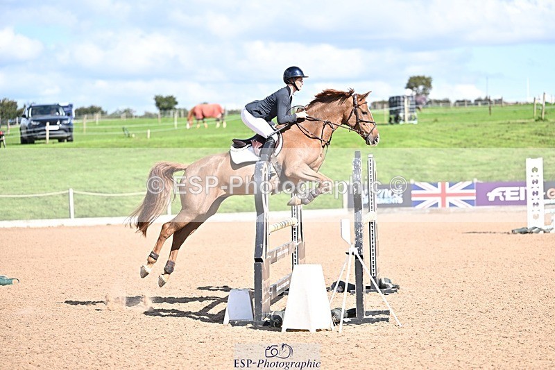 250924-125301-00293 - Cls 4 Newcomers and 1.10m Open