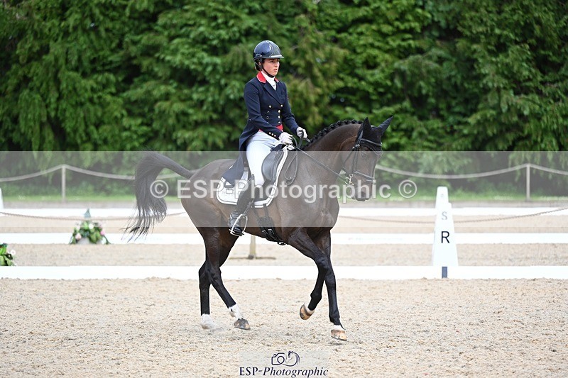 240524-160208-10682 - 540-OPPOSITION_HERALDIK_GIRL-Kirsty_Chabert