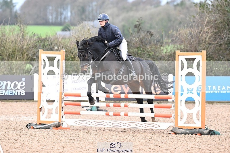 251205-095534-00079 - Cls 2 Snr British Novice and 90cm