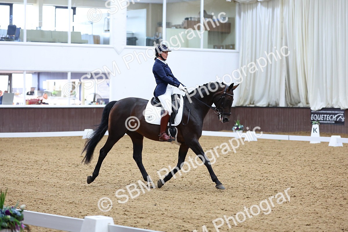 SBM_018689 - Class 17 - AM91 - 15.54-16.58