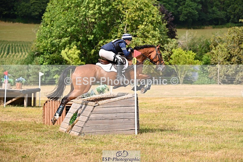 250803A-152006-15976 - P-714-Skye.Pleydell-Bouverie-SUPER.VISION