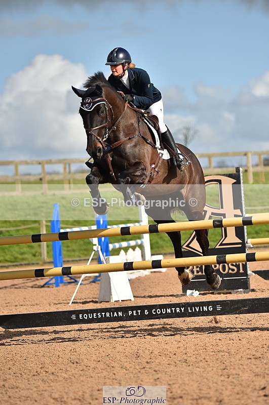 240306A-141058-01587 - Cls 4 Newcomers and 1.10m Open