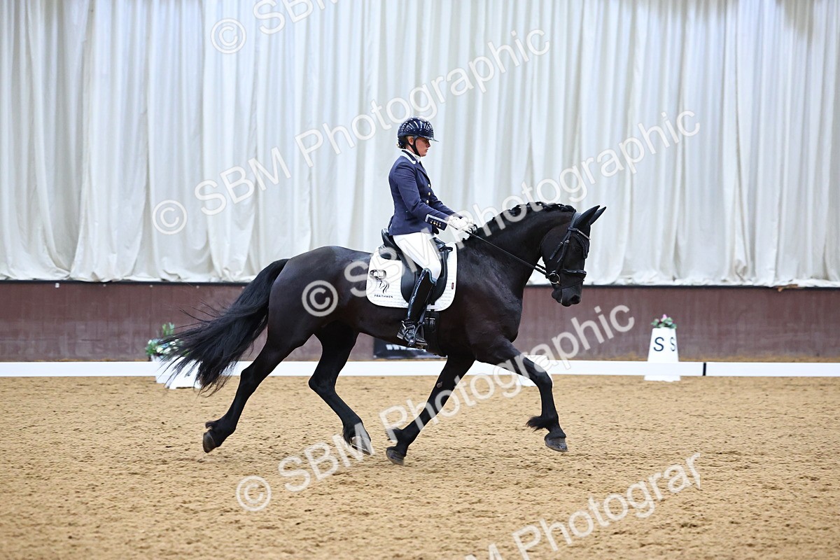 SBM_006593 - Class 5 - novice 6 - 12.04-13.07