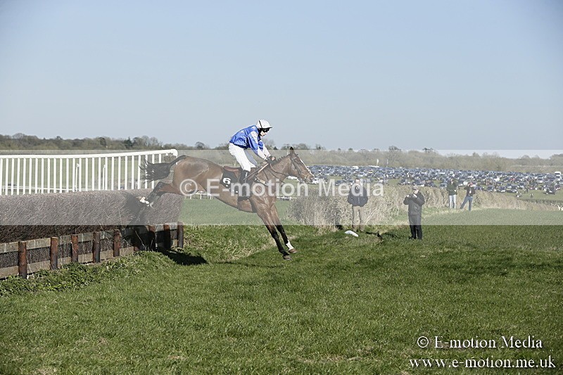 PtP 250317 403 - V.W.H. Hunt Point-to-Point Siddington 25/03/17