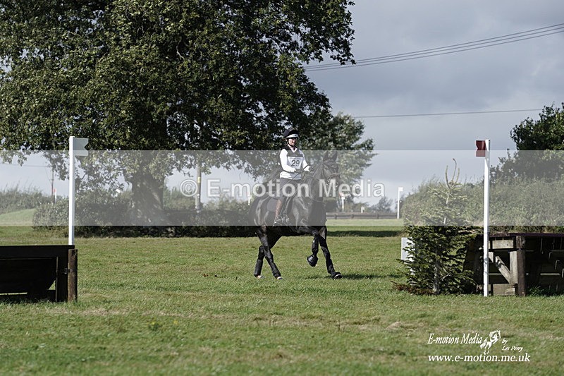  WWHT 031021 2986 - Intermediate (0.90m)  03/10/21