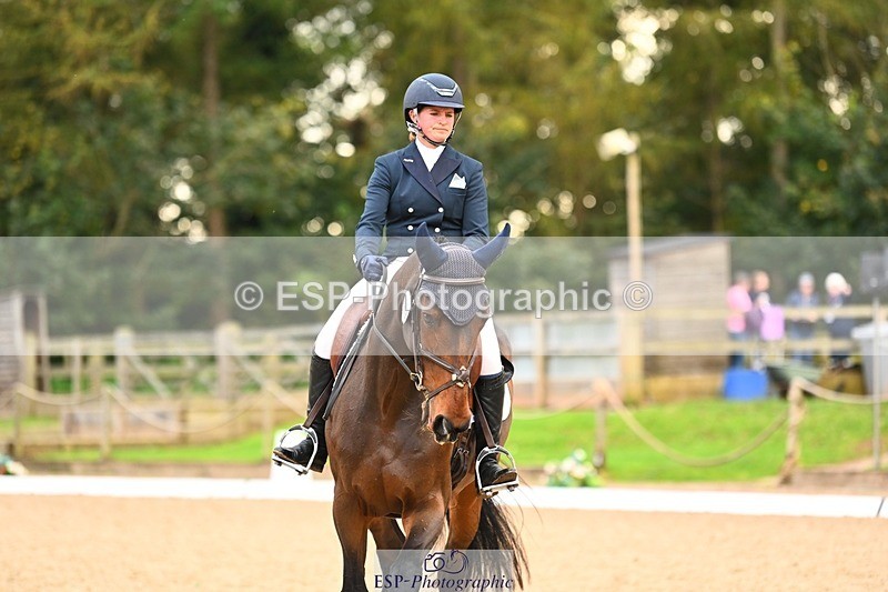 231020-150629-10091 - 312-HALVANNA.THE.LAST.SONG-Holly.Horton-DR