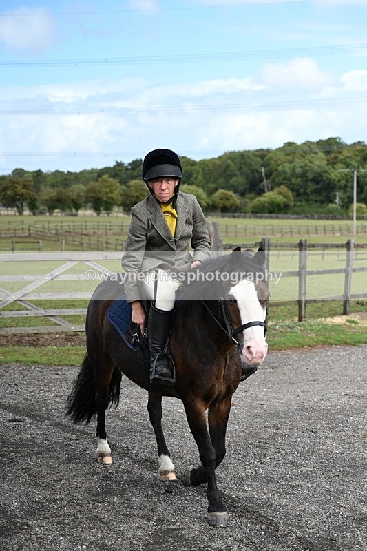 WJ7_6704 - Berks & Bucks at Blandy’s Farm 31-08-25