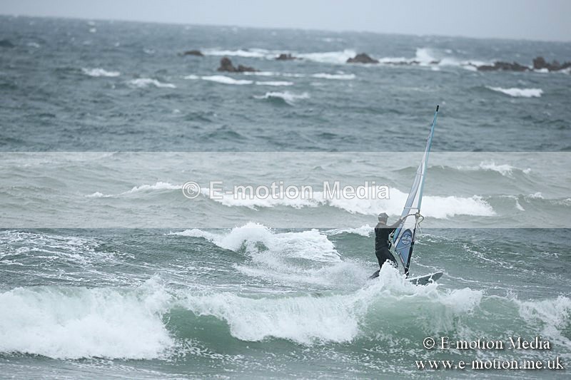 WS 150913-119 - Windsurfing