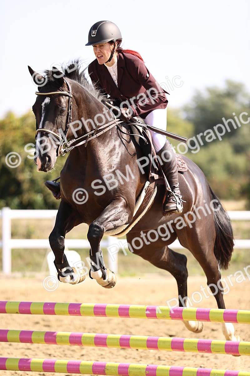 SBM_005738 - Class 9 - Senior British Novice - 90cm