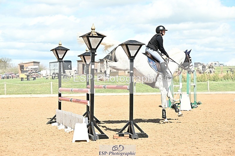 250416-133639-01154 - Cls 4 Newcomers and 1.10m