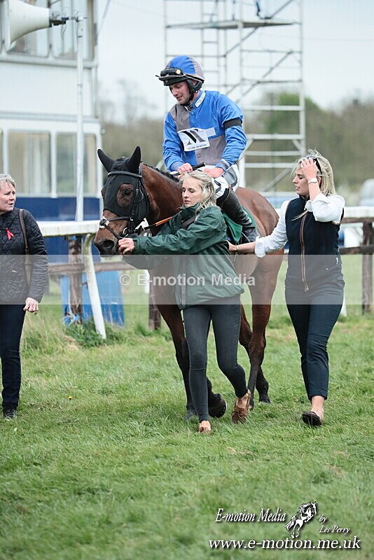 PtP 130425 429 - Edgecote Races 13/04/25