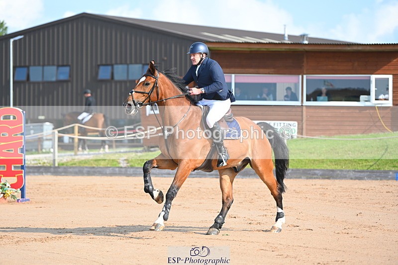 230721A-090339-04847 - Cls 2, 2 Star Small 1.30m