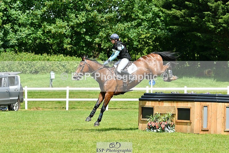 230528-134340-17273 - 462-WOODLANDS_BE_DARING-Sasha_Hargreaves-XC