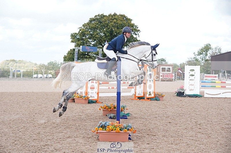 241005A-113704-04586 - SAT Cls 9 Snr Discovery &1m Open