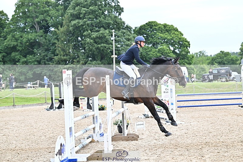 250613A-135104-01732 - Cls 12 95cm Amateur Quali