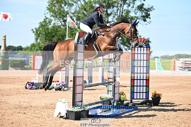 240718A-102319-04490 - Cls 1, 3 Star Small Tour 1.35m