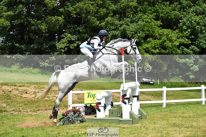 230528-141544-17835 - 472-VENDREDI_BIATS-Kitty_King-XC