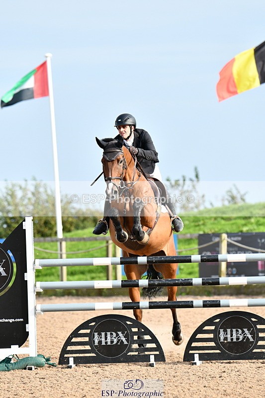 240915A-163748-11056 - Cls 30 Snr Foxhunter