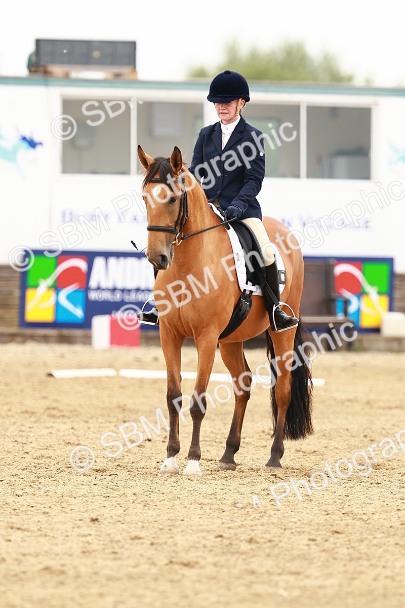SBM_001047 - Class 6 - Novice 4