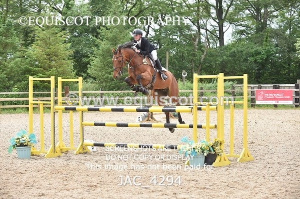 JAC_4294 - CLASS 6 Senior Foxhunter/ 1.20m Open