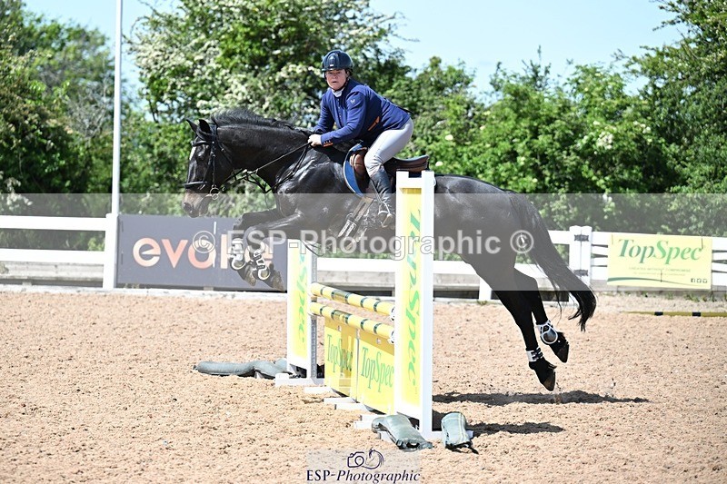 260523-115111-00377 - Cls 18+19 Club and Schools 80cm