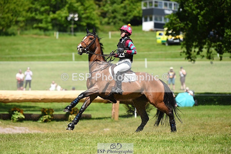 230527-143806-10153 - 352-TEQUILA_SUNRISE-Pippa_Taylor-XC