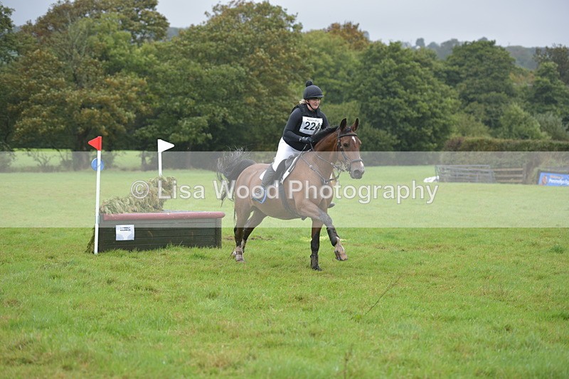 RAY_9583 - Class 2: 70cm: Corner