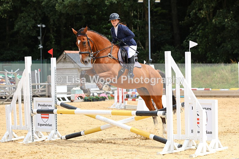 3E7A3540 - Class 8: 80cm Junior