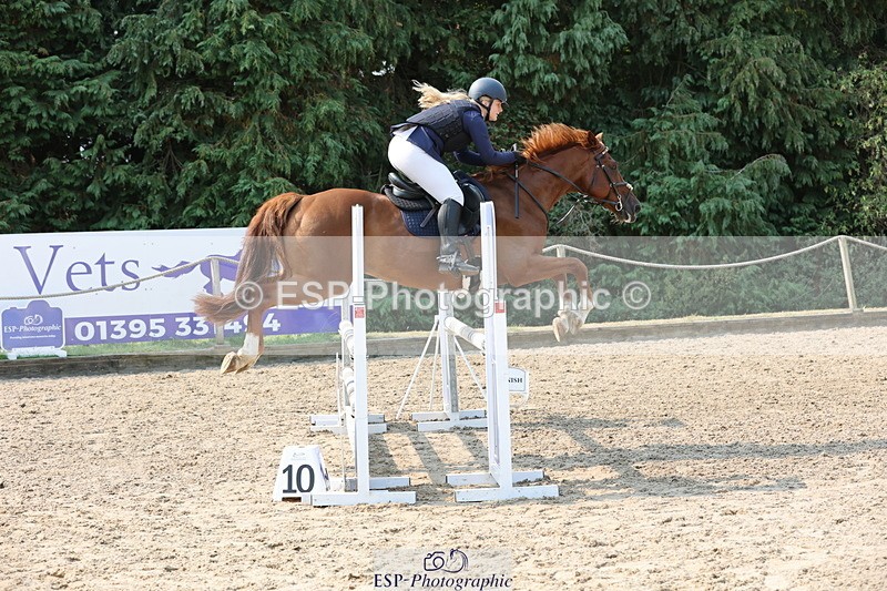 250816A-105409-00892 - Cls 3 Snr British Novice