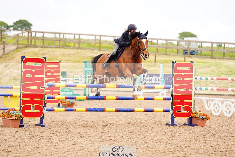 240526A-120624-07950 - Cls 26 Chard Equ 1.05m and 1.10m Grand Prix