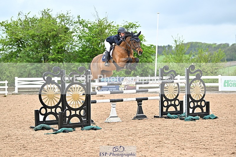 240501A-135822-00913 - Cls 8 Snr Foxhunter and 1.20m Open