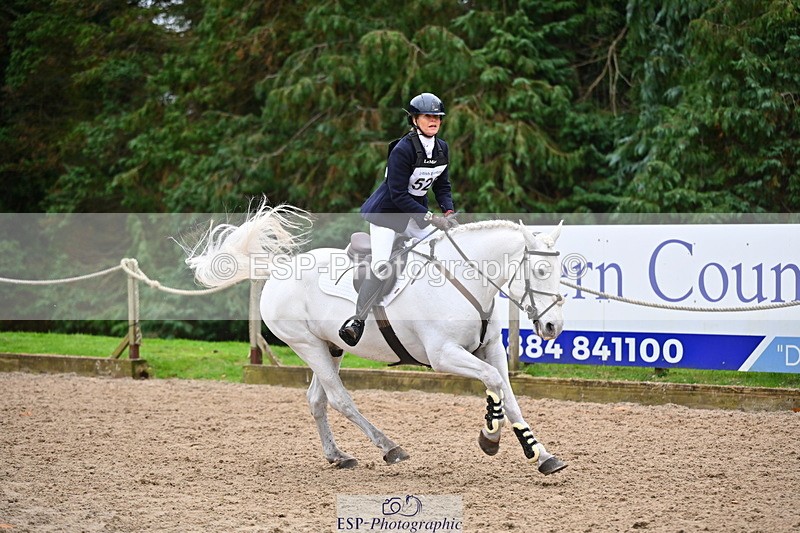 251026A-163005-26798 - G-526-Helen.Hickson