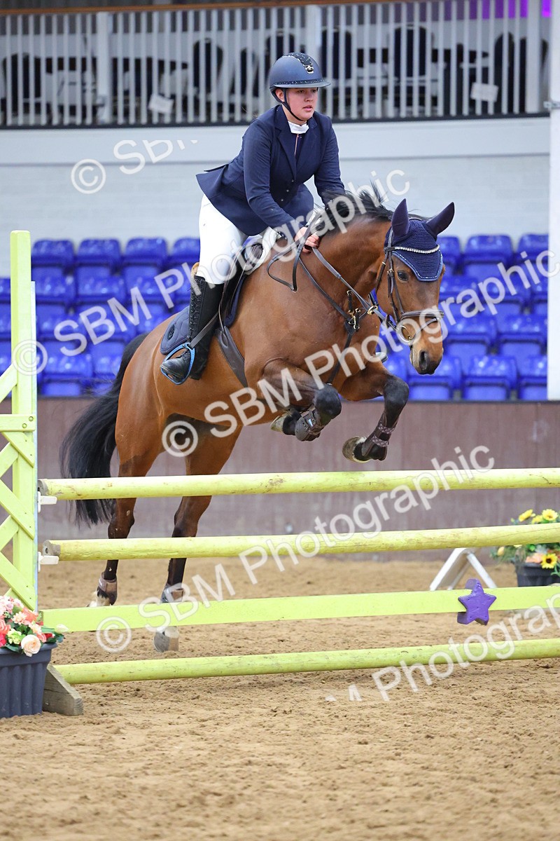 SBM_009745 - Class 20 - Senior British Novice/ 90cm Open - First Round (0.90m)