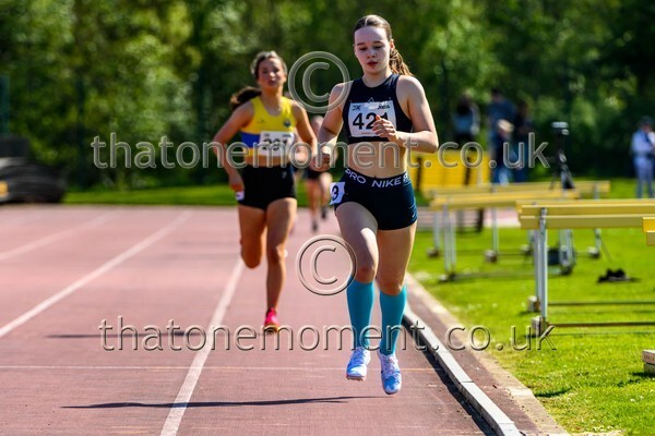 West25Sat-926625 - Track Female Set One