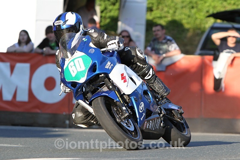  - Saturday Practice Newcomers/Supertwins