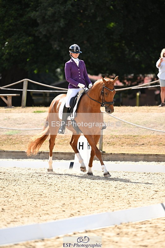 250808A-145751-01209 - 082-Isobel.GoodwinVenom