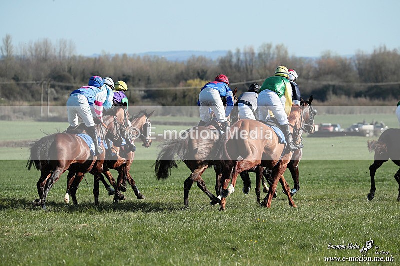 PtP 210326 737 - VWH Cirencester Races 21/03/26