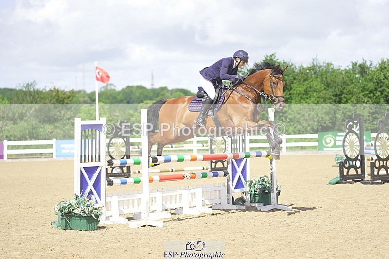 230729A-110918-04760 - Cls 21 Discovery & 1m Open