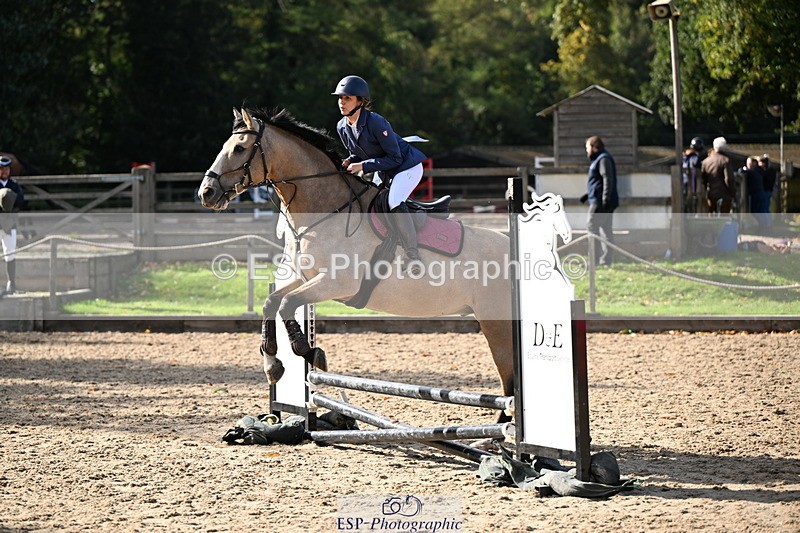 251004A-141547-01476 - Classes 6 & 7 60cm