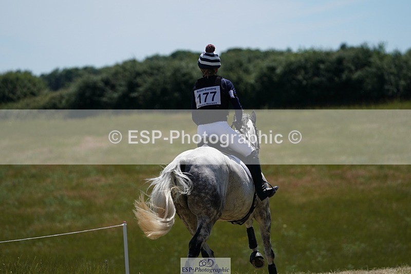 240629X-140210-3451 - 177-Coco_Smythe-MACHAS_GREY