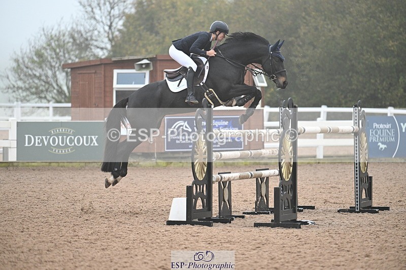 241102A-144937-05677 - SAT Cls 16 Winter 1.25 Jump Off