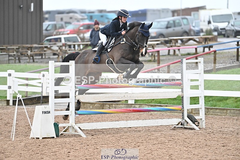 240225A-121730-05158 - Cls 21 Newcomers and 1.10m Open