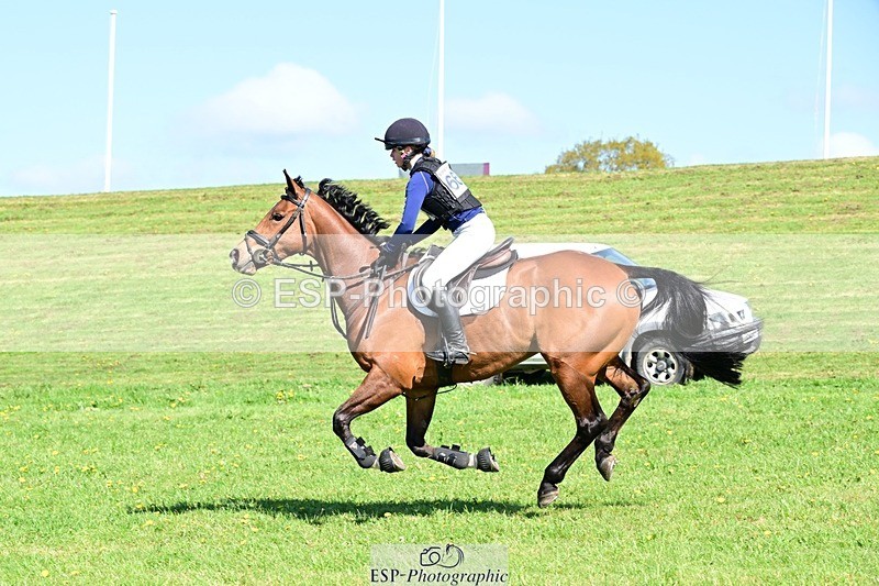 260419-105509-10085 - N-665-Chloe.Fox-Pitt